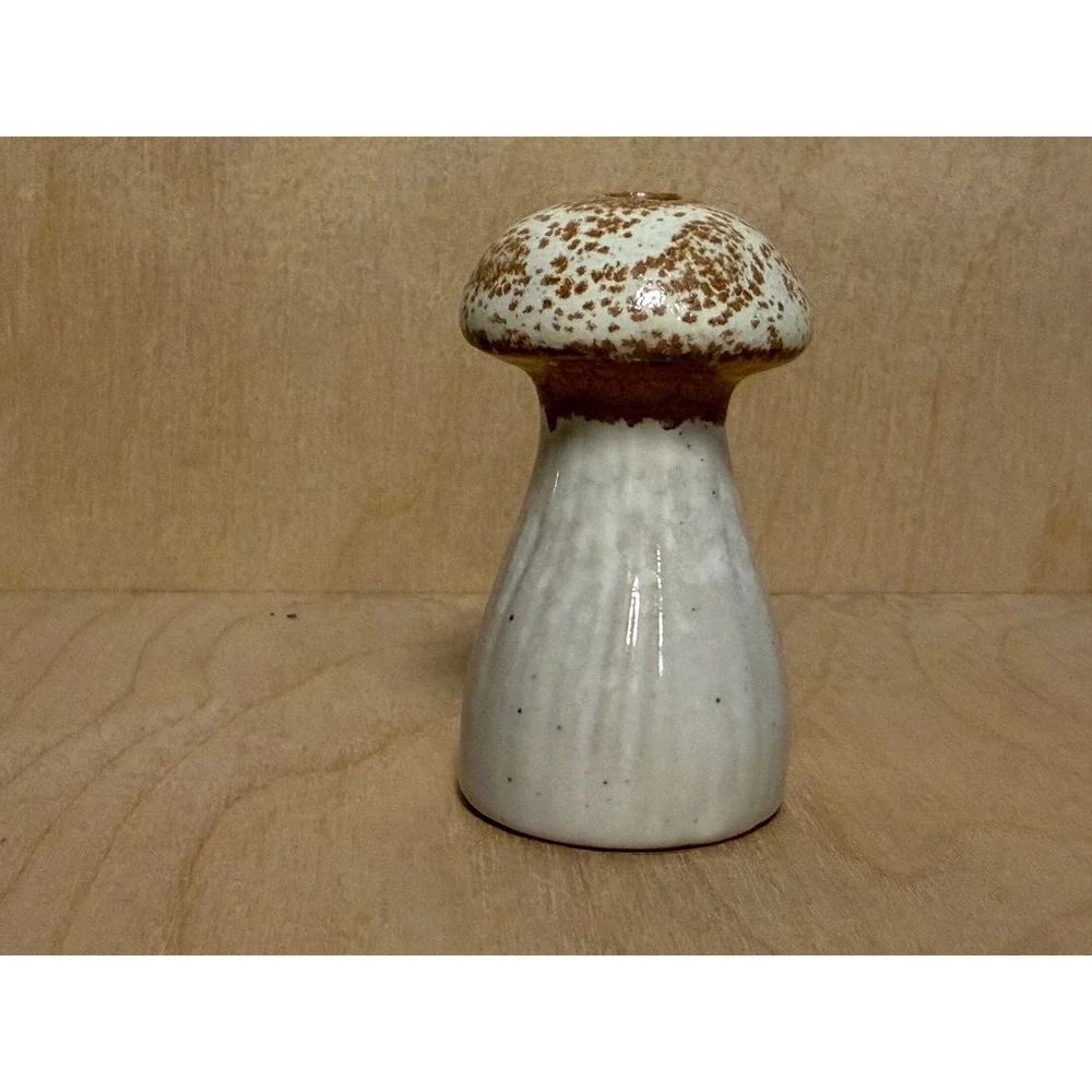 Ceramic Mushroom Candle Holder Speckled Brown White‎ Glazed Stoneware